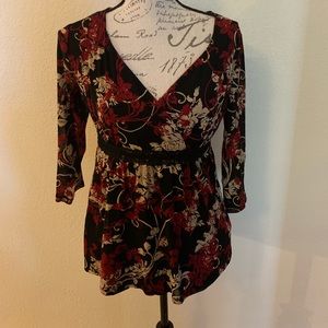 Apt. 9 Top